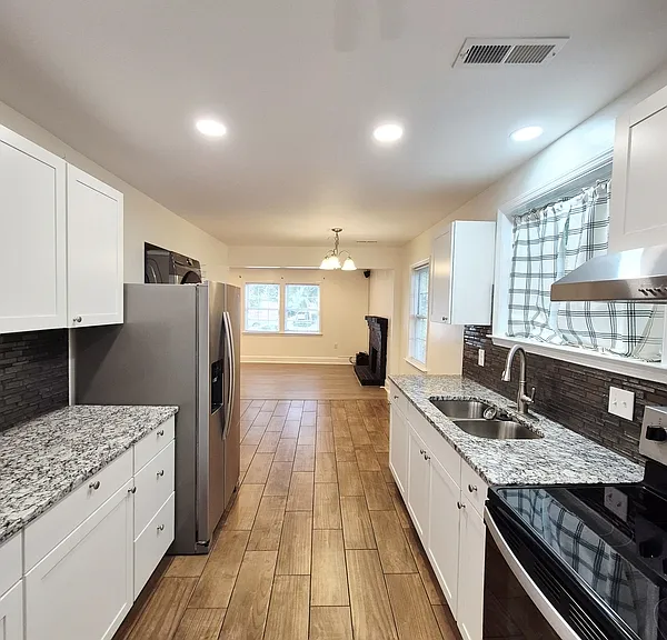 115 Slagle Ave — Photo 17