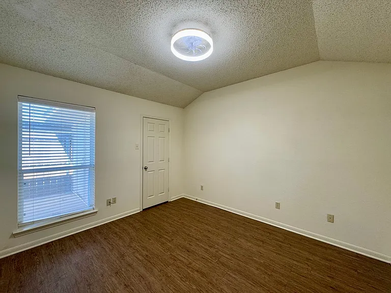 9611 Panther Way — Photo 10