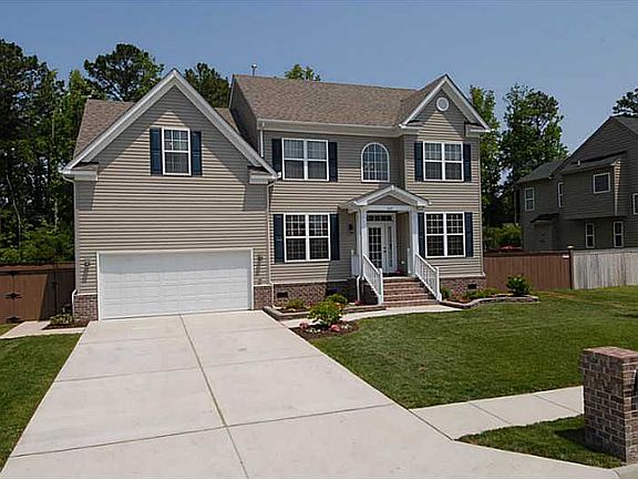 2nd image of 842 Dawson Cir