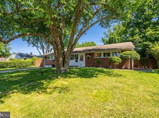 6816 Front Royal Rd, Springfield, VA 22151