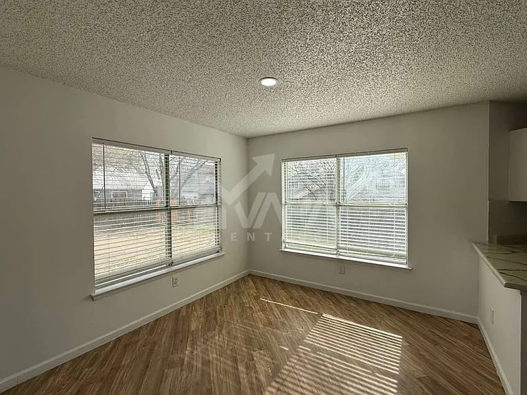 5910 Summer Fest Dr — Photo 10