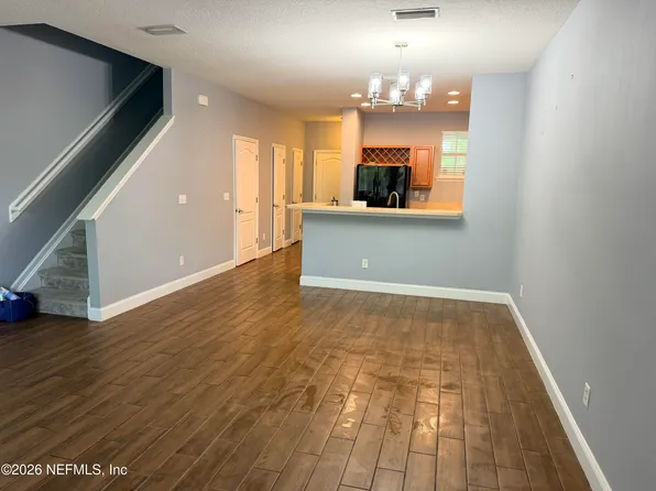 8879 Inlet Bluff Dr, Jacksonville, FL 32216