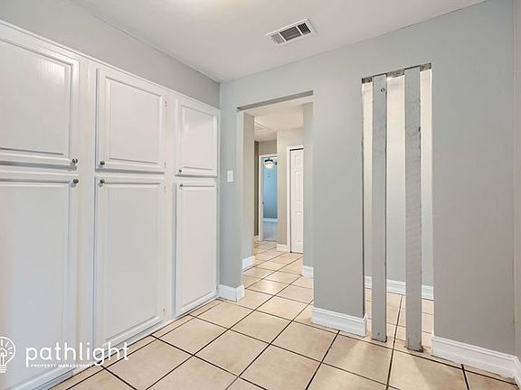 5th image of 3412 Green Hill Dr