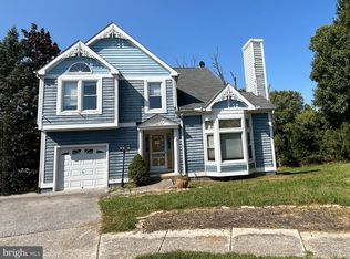 7 Stardust Ct, Catonsville, MD 21228