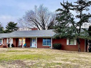 6897 Telegraph Rd, Saint Louis, MO 63129