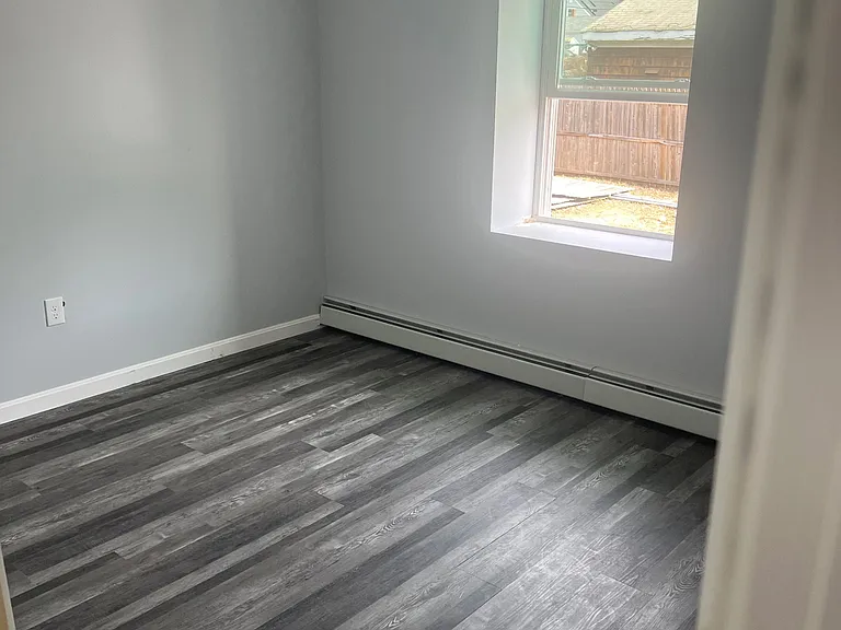 339 Woonasquatucket Ave #1 — Photo 5