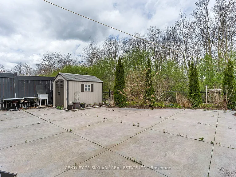 94 Bayhampton Dr #UPSTAIRS — Photo 30