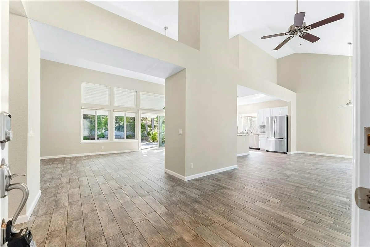 334 Moonstone Bay Drive — Photo 3