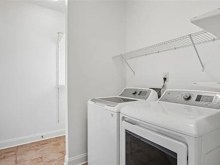 5811 Kendrix Ridge Dr — Photo 62