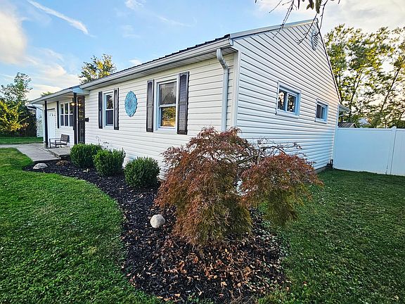 4th image of 1229 Nelson Pl