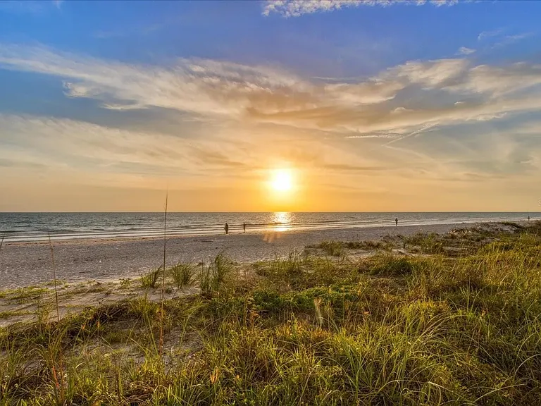 17400 Gulf Blvd #J9 — Photo 41