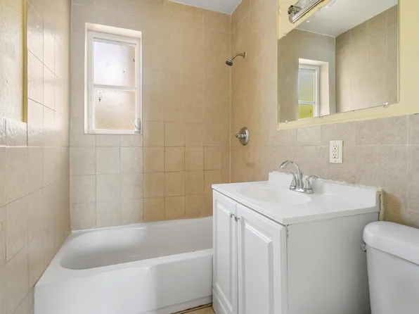 5277 NE 15th Terrace, Pompano Beach, FL 33064