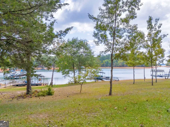 179 Bamboo Point, Hartwell, GA 30643