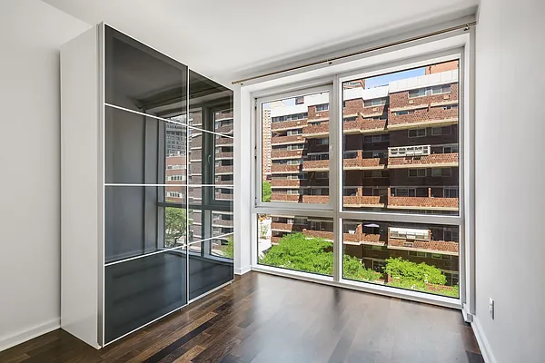 Rented by Compass | media 2