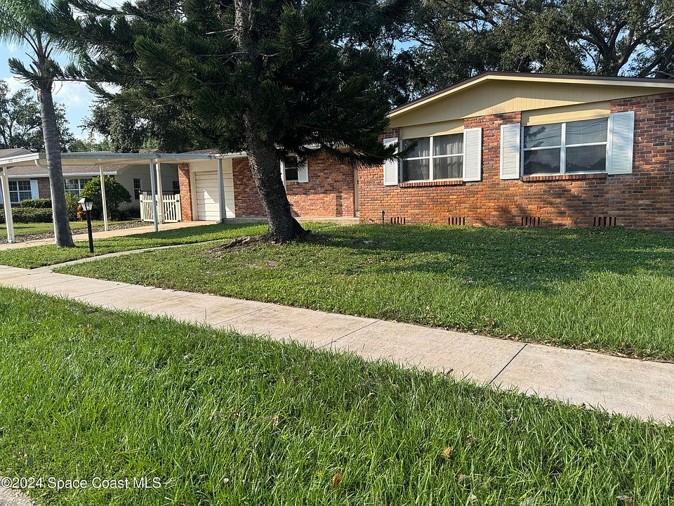 1st image of 3032 Larkspur St