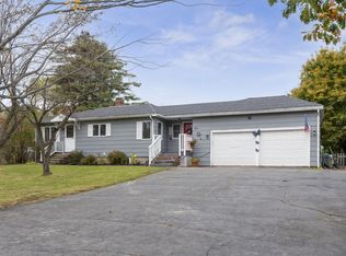 370 Main St, Gorham, ME 04038
