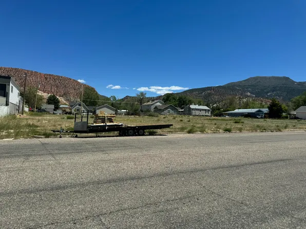 33 S 100 E, Cedar City, UT 84720