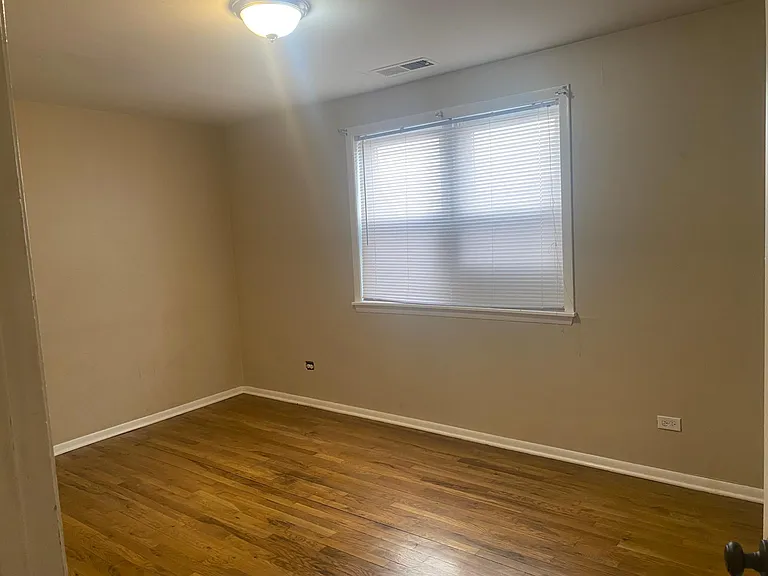3119 S 50th Ct — Photo 7
