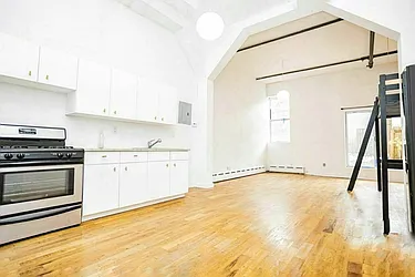 Rented by Rentall Group Inc