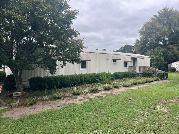 2157 Dunn Rd, Eastover, NC 28312