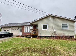 413 Elm Street, Derby, VT 05830