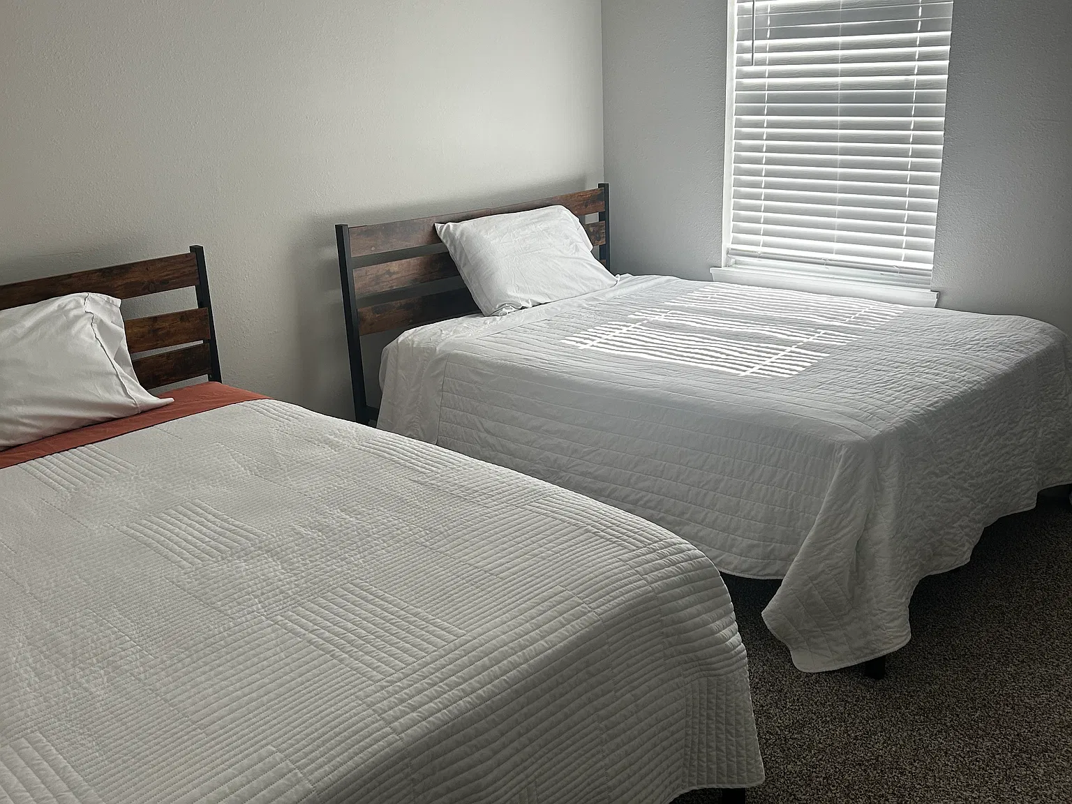 3 bed, 1092 sqft, $800 — Photo 2