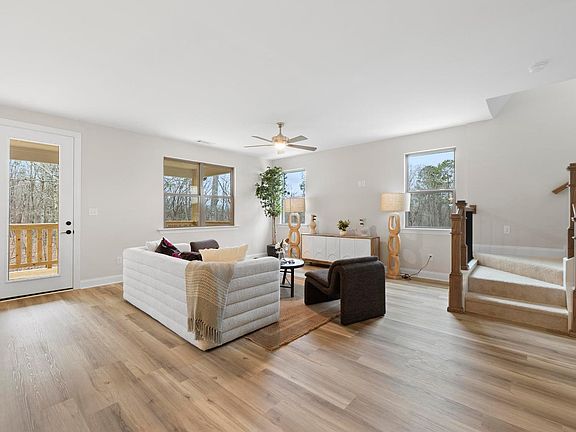 7th image of this home