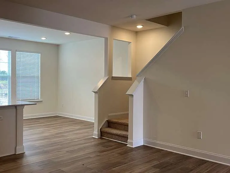 50 Anastasia St — Photo 12