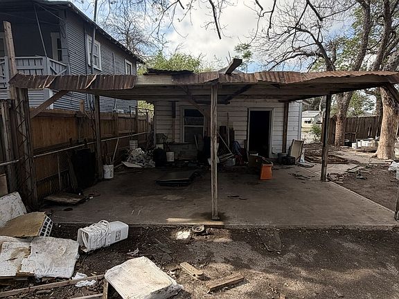 3rd image of 2410 Lee Hall