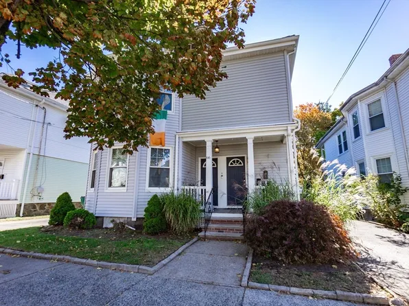 66 Herschel St, Lynn, MA 01902