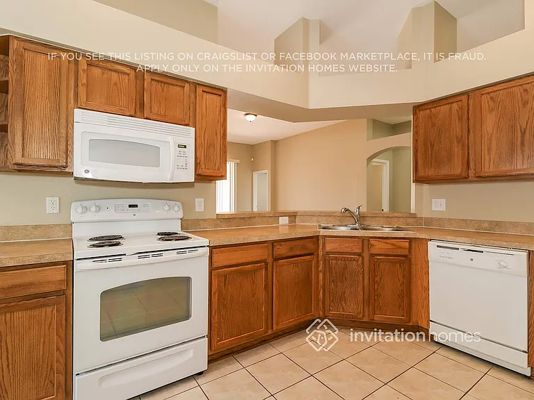 449 Stone Briar Dr — Photo 6