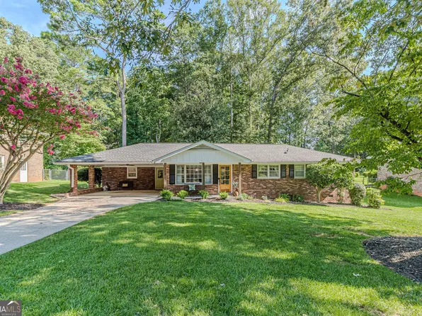 259 Diane Dr SE, Smyrna, GA 30082