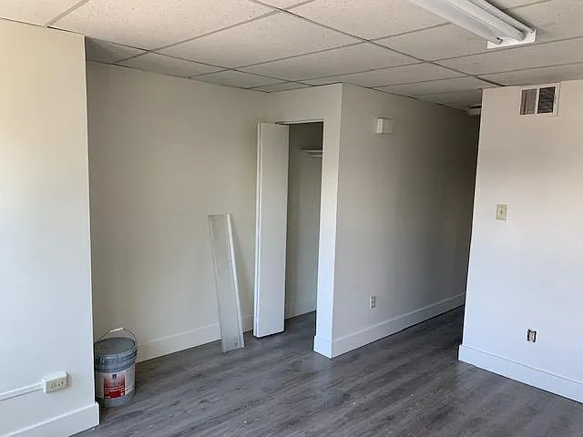 1 bed, 550 sqft, $1,100 — Photo 3