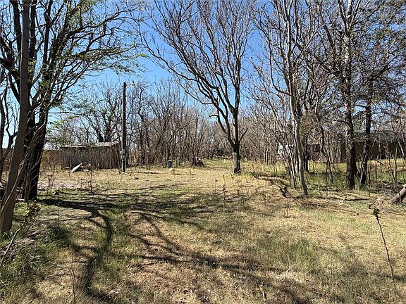 5th image of 20586 E 1476th Rd