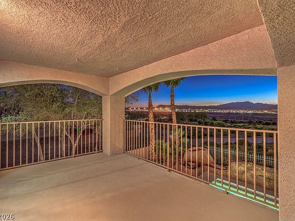 4th image of 1231 Diamond Valley St
