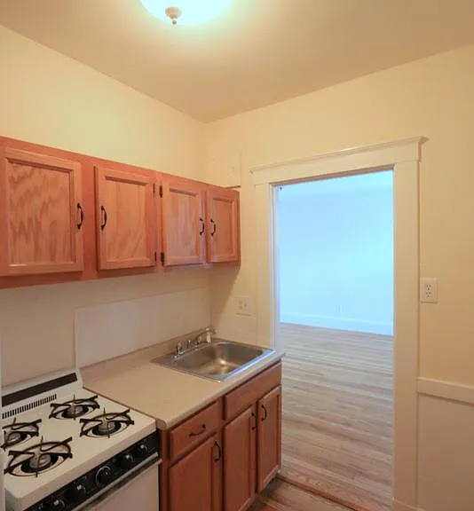 175 Summer St #1 — Photo 4