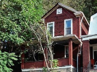 556 5th St, Pitcairn, PA 15140