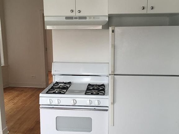 4th image of 726 W Grand Ave #2
