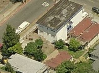 2515 E 27th St, Oakland, CA 94601