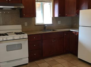 405 Lee St, Oakland, CA 94610
