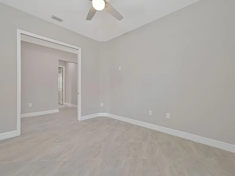 28076 Foxrock Ct — Photo 28