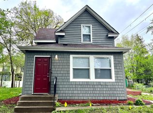 1708 Hillside Ave N, Minneapolis, MN 55411