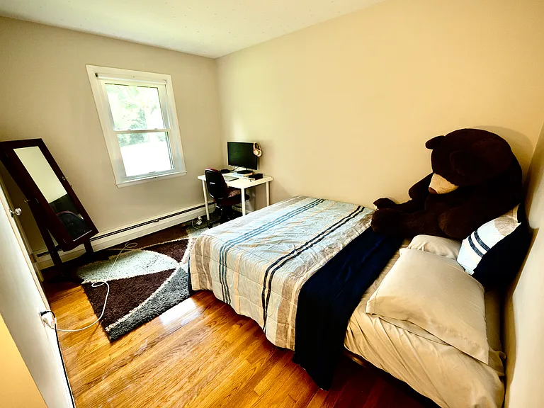 244 Green St — Photo 14