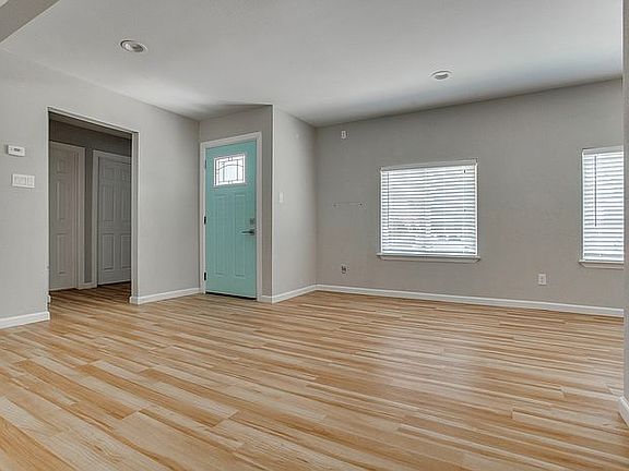 4th image of 2202 Deadwood Dr