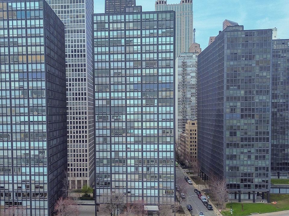 1st image of 880 N Lake Shore Dr APT 22A