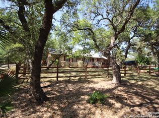 4 Harris Rd, Boerne, TX 78006