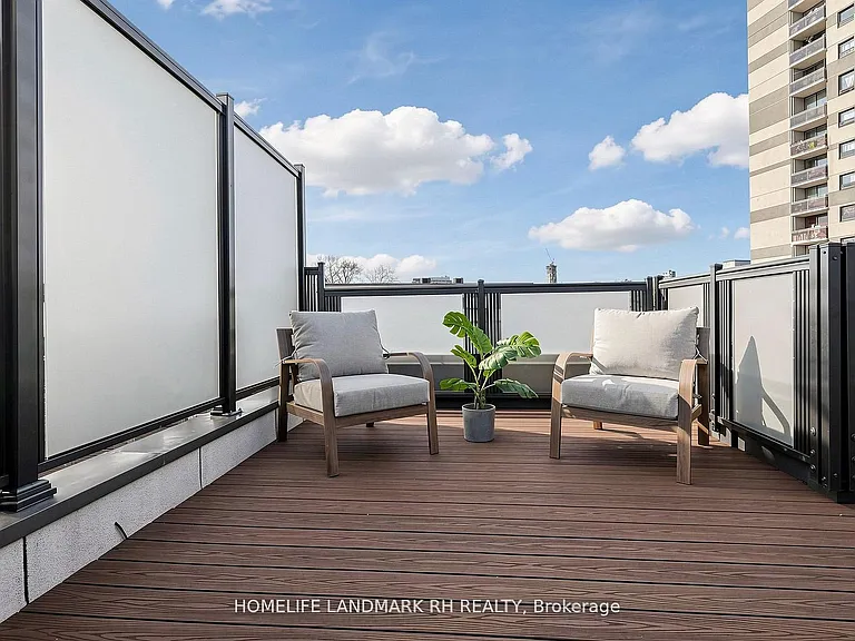 270 Davenport Rd #Townhouse 6 — Photo 36
