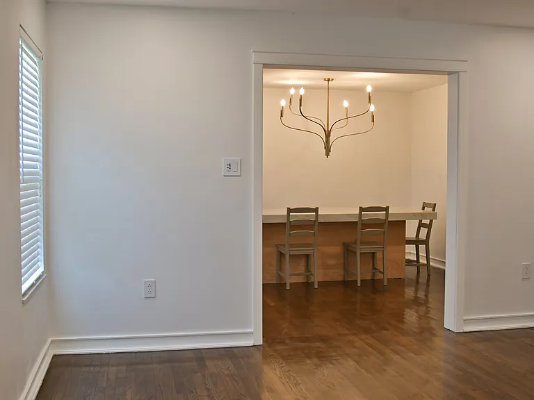 1403 Munger St #A — Photo 9