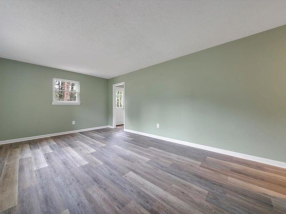 4th image of 919 Glenn Ridge Rd NW