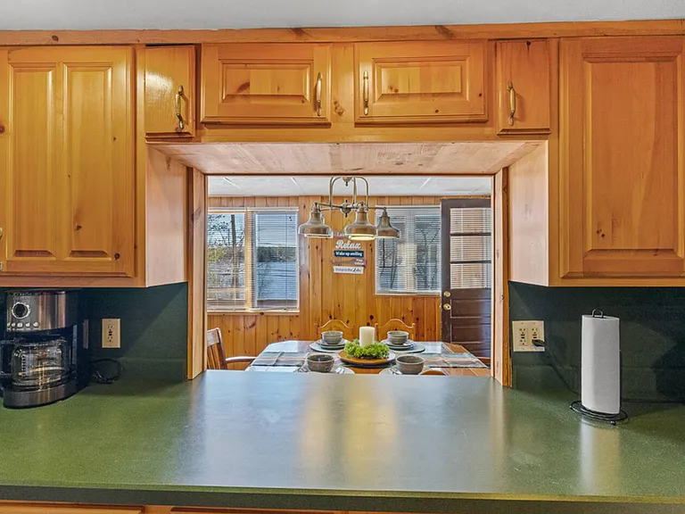 858 S Shore Rd — Photo 40